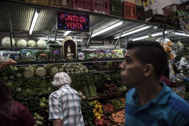 Inflación anualizada en Venezuela llegó a 815.194% en mayo, según Parlamento