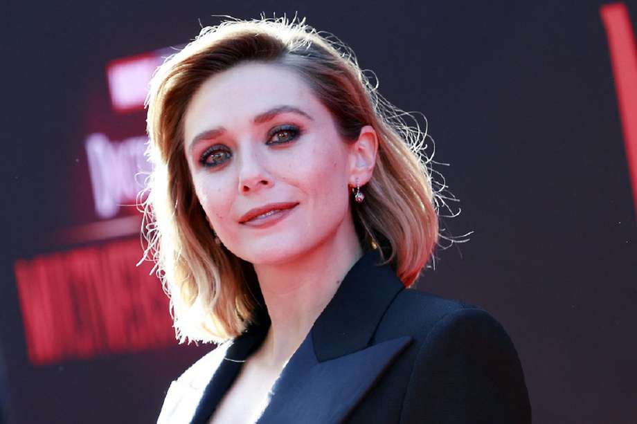 Elizabeth Olsen dice que la nueva entrega de "Doctor Strange" es una historia clásica sobre personas que optan por el camino diferente. / AFP
