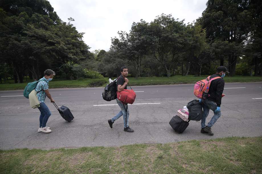 El presidente Iván Duque dijo que los migrantes venezolanos en situación irregular no recibirán la vacuna contra el coronavirus. / Archivo 