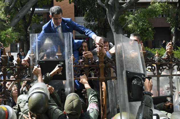 Maduro da un golpe y se adueña de la Asamblea Nacional de Venezuela