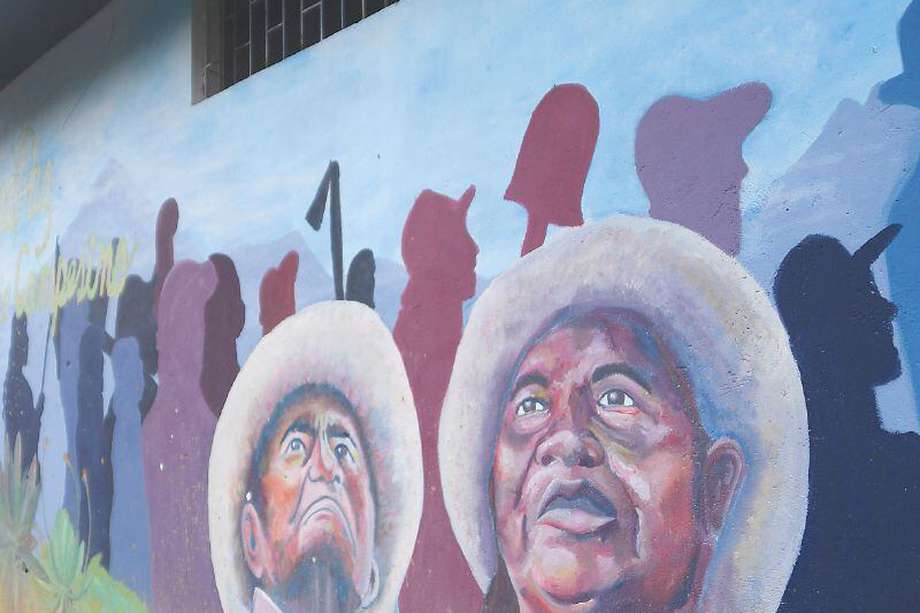 Mural en homenaje a las víctimas en el Sumapaz. Colombia tiene más de nueve millones de víctimas reconocidas.  / Gustavo Torrijos