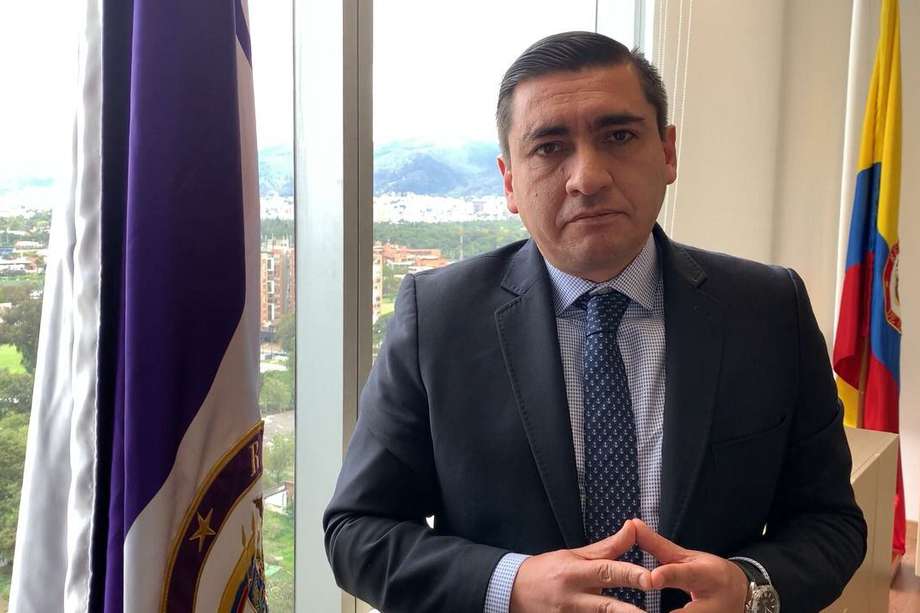 El director de la Uspec ha hecho su carrera en el sector público, especialmente en el departamento de Cundinamarca.