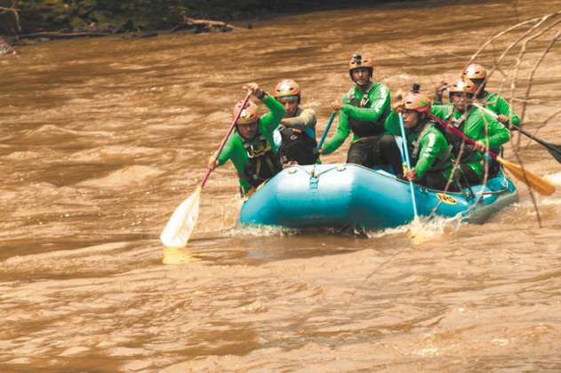 El equipo de excombatientes de FARC que competirá en el mundial de rafting en Italia