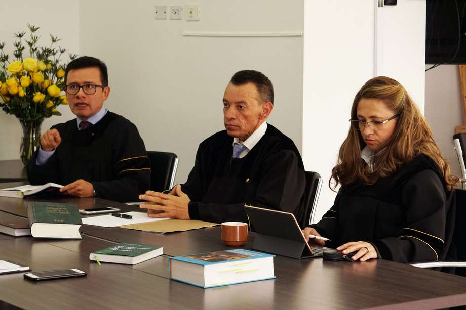 De izquierda a derecha los magistrados Misael Rodríguez, actual presidente de la Sala de Instrucción, Francisco Farfán y Cristina Lombana. 