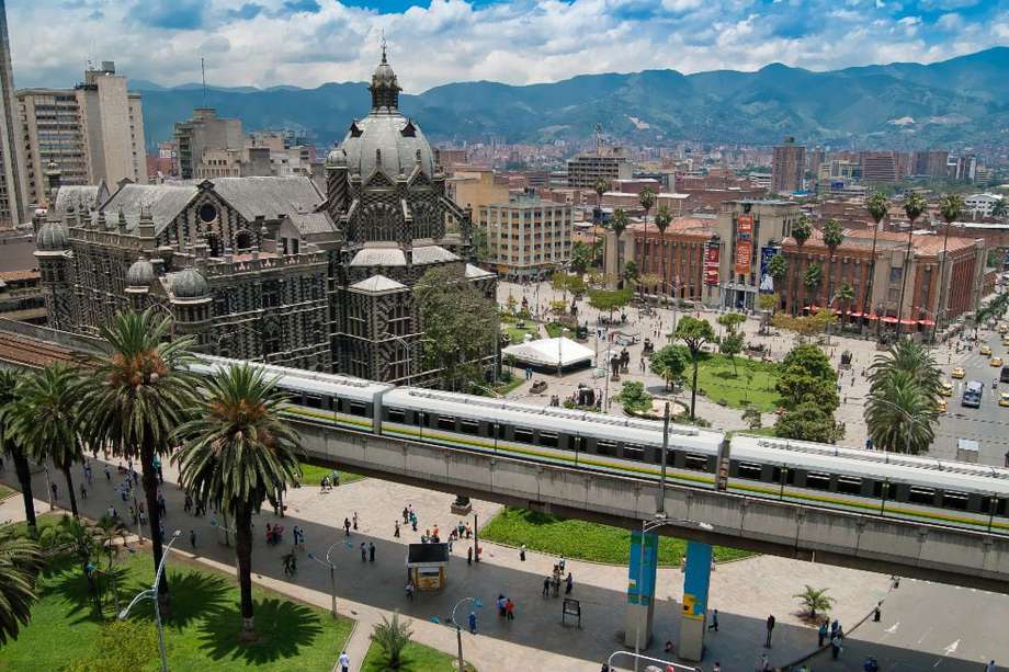En 2023, un millón y medio de personas visitaron Medellín. 