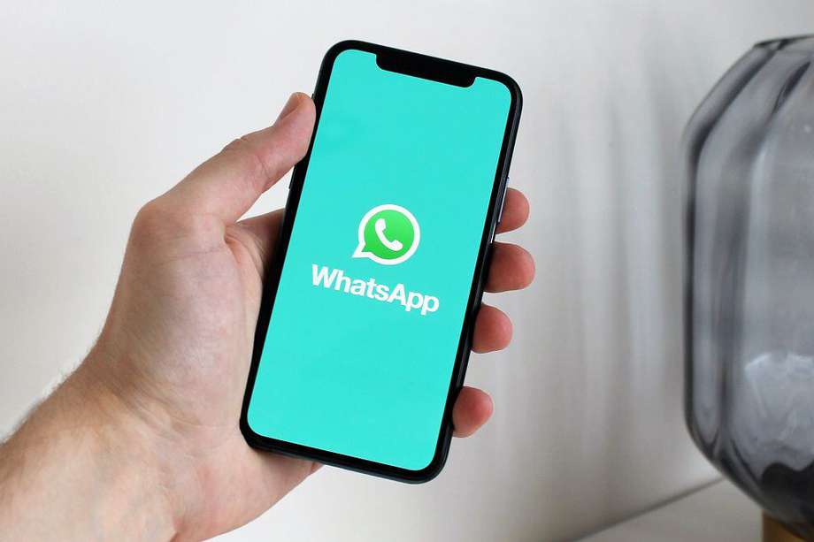 Con la configuración correcta de su dispositivo móvil podrá descansar por algún tiempo de las notificaciones de WhatsApp sin necesidad de descargar alguna aplicación adicional. 