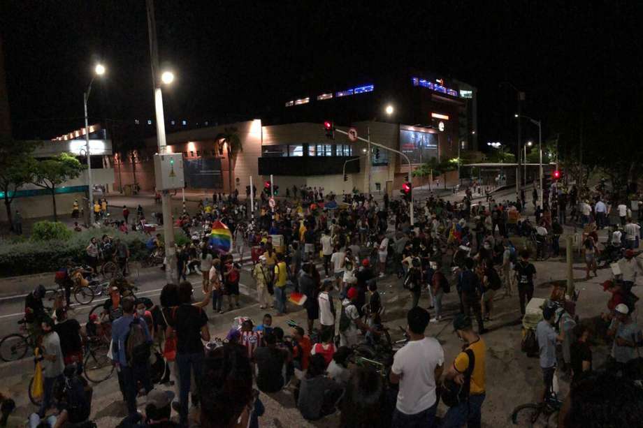 El recorrido de las marchas en Barranquilla finalizaron en la Plaza de la Paz.