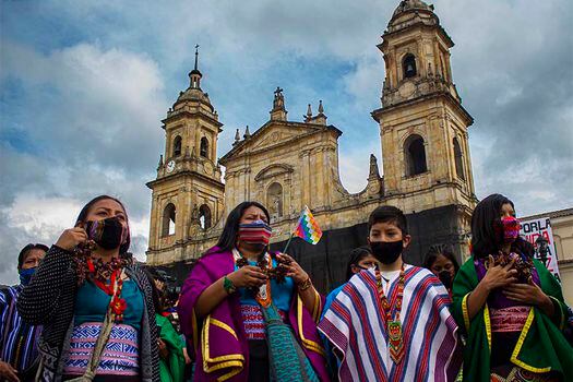 ¿Cuál es el papel de la guardia indígena en Bogotá?