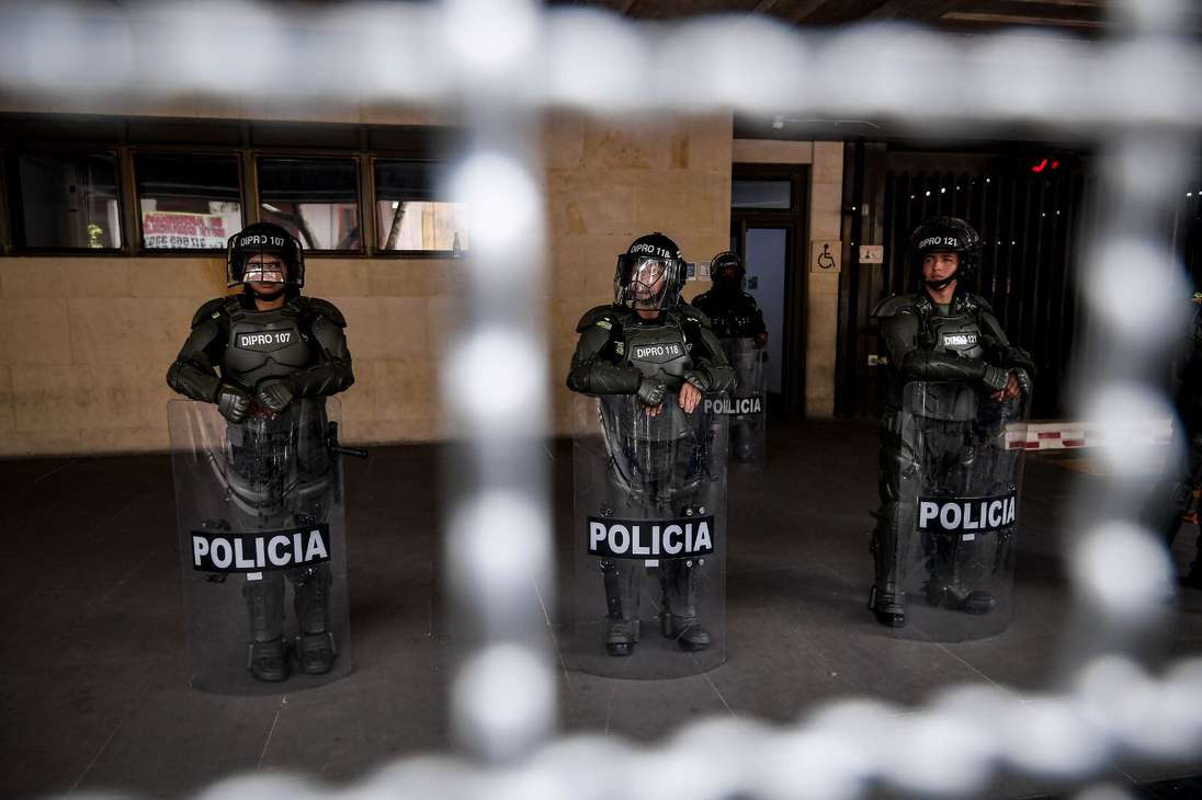 La Policía Metropolitana de Bogotá anunció que ha desplegado un dispositivo de más de 900 uniformados para acompañar la jornada de este 8 de febrero.