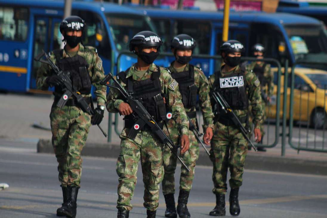 Se activaron 15 puestos de control en las entradas a la ciudad con la presencia del Ejército y la Policía para garantizar un efectivo plan retorno de los viajeros.