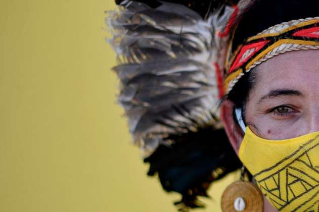 Un juez le ordenó a Bolsonaro proteger a los pueblos indígenas del coronavirus