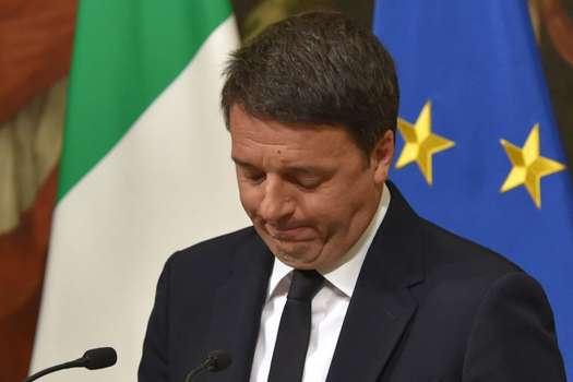 Matteo Renzi renunció este domingo tras el referendo en Italia.  / AFP