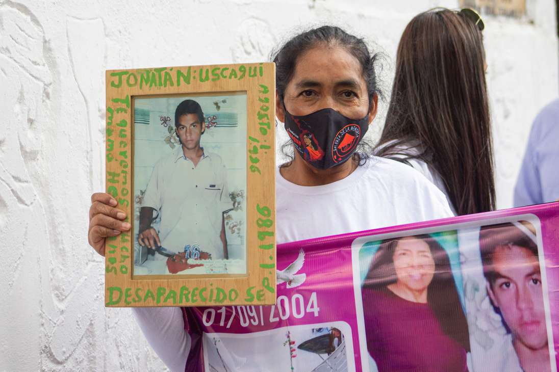 A la peregrinación anual de Trujillo asisten también familiares de víctimas y desaparecidos de todo el país.