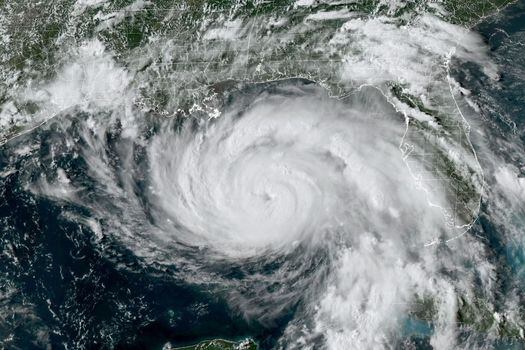  En el “primer lugar”, al menos en lo que tiene que ver con costos económicos, se ubica el huracán Ida, ocurrido entre finales de agosto y principios de septiembre en Nueva York. 