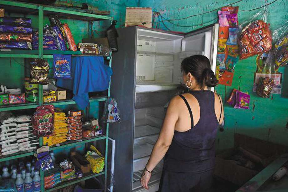 En este territorio de Cundinamarca, la población batalla con las constantes interrupciones de energía. Alimentos dañados y niños que no pueden atender las clases virtuales son algunas consecuencias.
