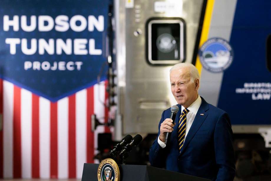 Joe Biden, presidente de Estados Unidos, dando un discurso sobre infraestructura federal. EFE/EPA/JUSTIN LANE
