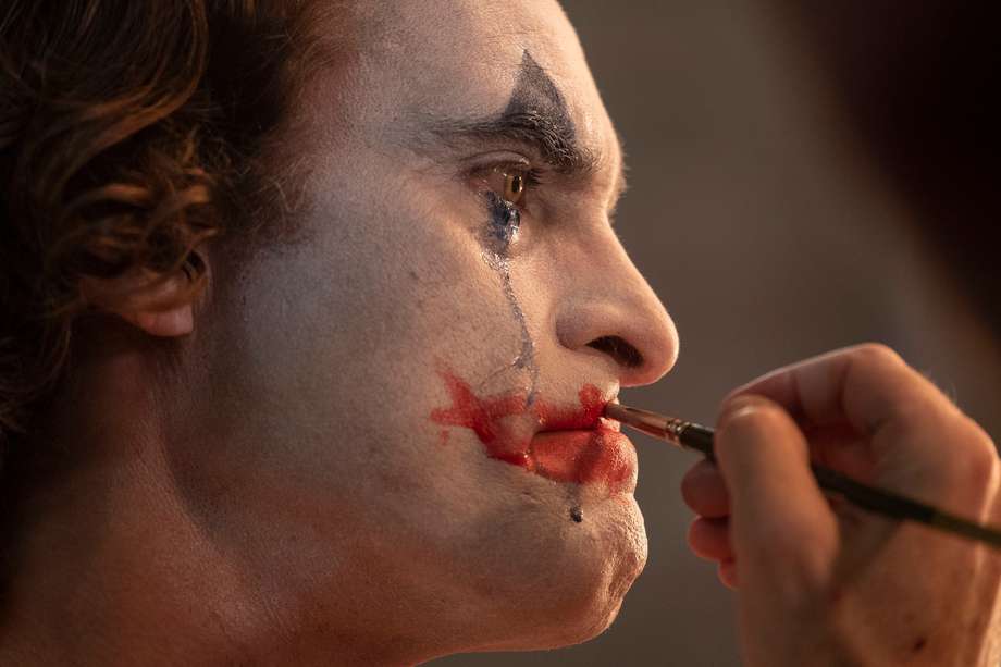 Joaquin Phoenix es el protagonista de la película “Joker: Folie à Deux”, que se estrenará el 4 de octubre de 2024.