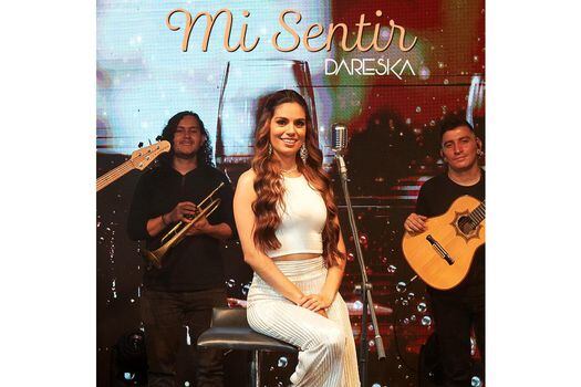 Dareska expuso en su live las canciones que marcaron la vida de Patricia Teherán.