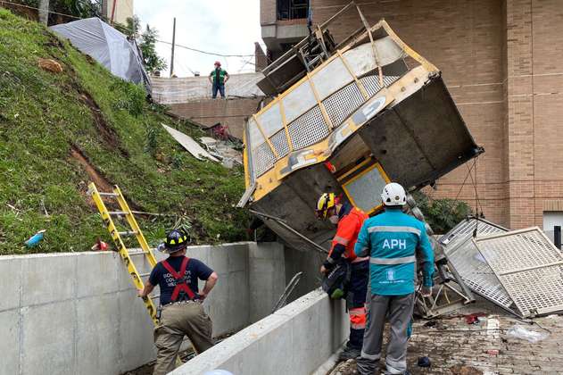 En video: así fue el desplome del ascensor industrial en Medellín