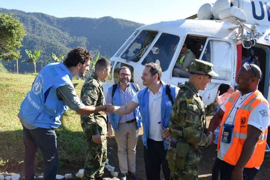 El equipo de la Misión de Verificación de la ONU para el proceso de paz de Colombia, en una de sus actividades en terreno./Prensa Misión ONU.