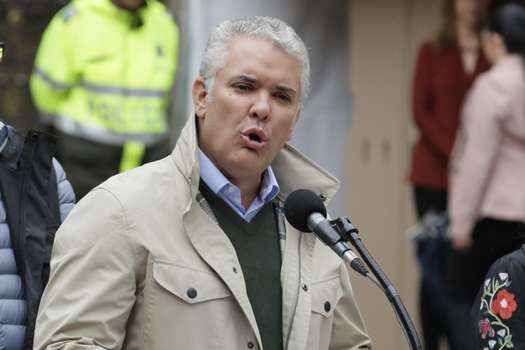 El presidente de Colombia, Iván Duque, además deberá pagar una multa equivalente a 15 salarios mínimos vigentes. 