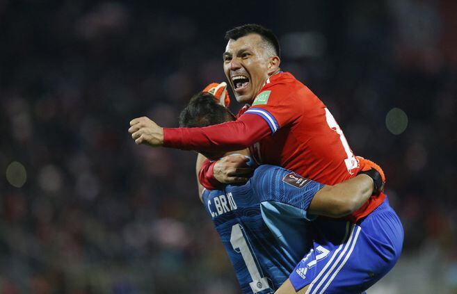 Chile thrashed Venezuela and approaches the qualifying zone