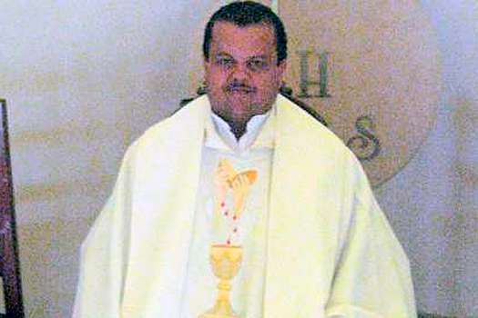El sacerdote católico Óscar Albeiro Ortiz Henao.