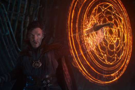 "Doctor Strange" presenta en el adelanto fugaces imágenes del resto de la película, que desvelarían una variante malvada de Strange.