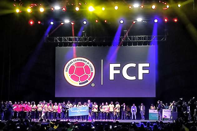 Colombia homenajea a las subcampeonas del mundial de fútbol femenino Sub-17
