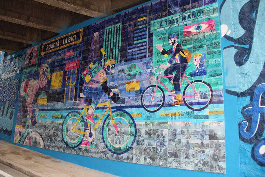El fotomural fue hecho con imágenes de 540 ciudadanos en bicicleta y mensajes que hacen parte del diario vivir de los ciclistas.
