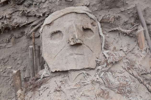 Desentierran momias con “cabezas falsas” en Perú