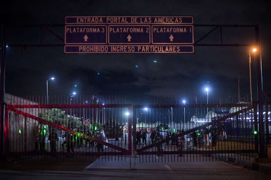 Desde las 2:30 p. m. el Portal Américas estuvo cerrado por bloqueos de manifestantes.