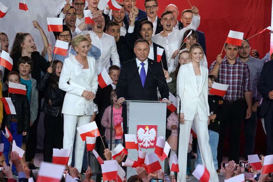 Andrzej Duda ganó las elecciones presidenciales de Polonia y gobernará por cinco años más.