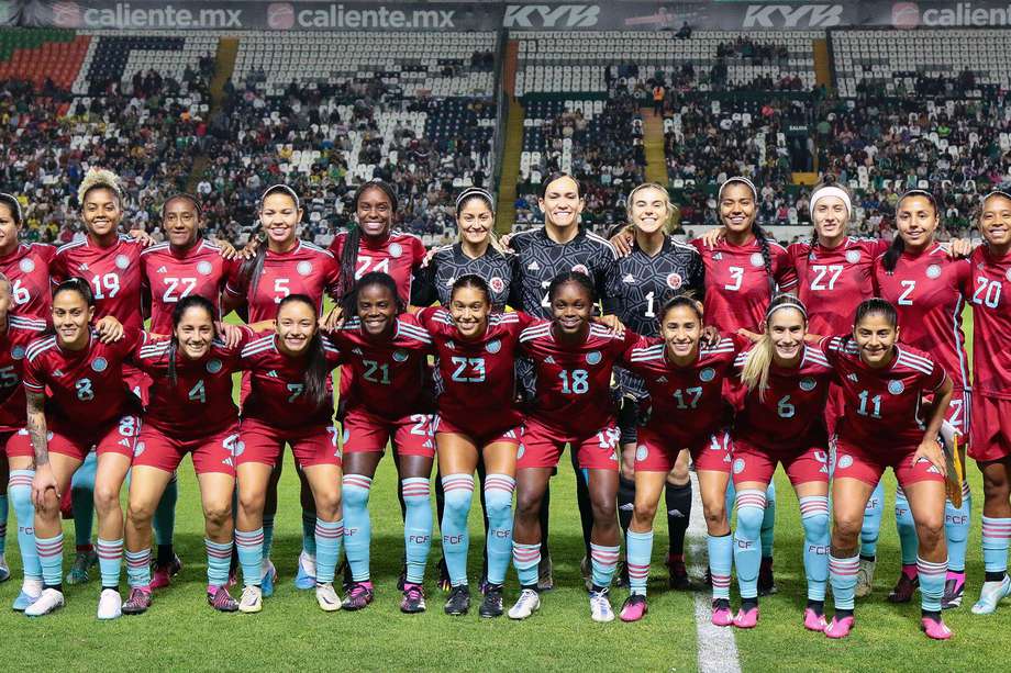 Las jugadoras de Colombia en el estadio de León (México).