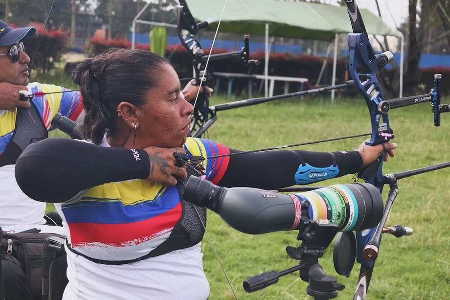 María Mónica Daza y Héctor Ramírez, pararqueros colombianos de tiro con arco