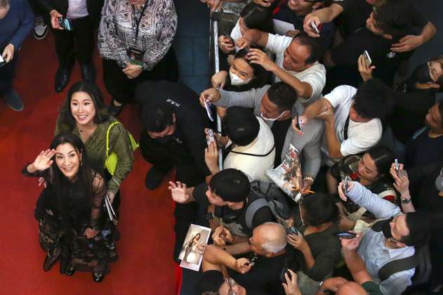 La actriz Michelle Yeoh: “una mujer ordinaria puede ser una superheroína”