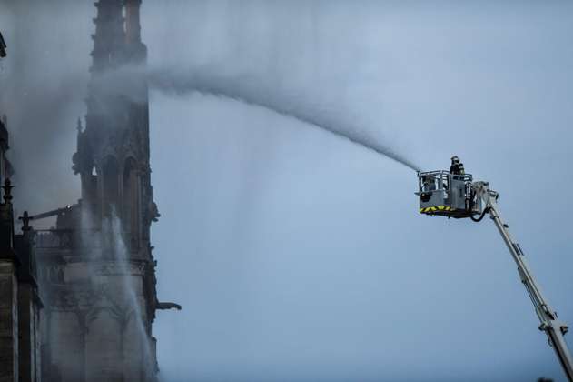 El incendio en Notre Dame: así se salvó la catedral de la destrucción total 