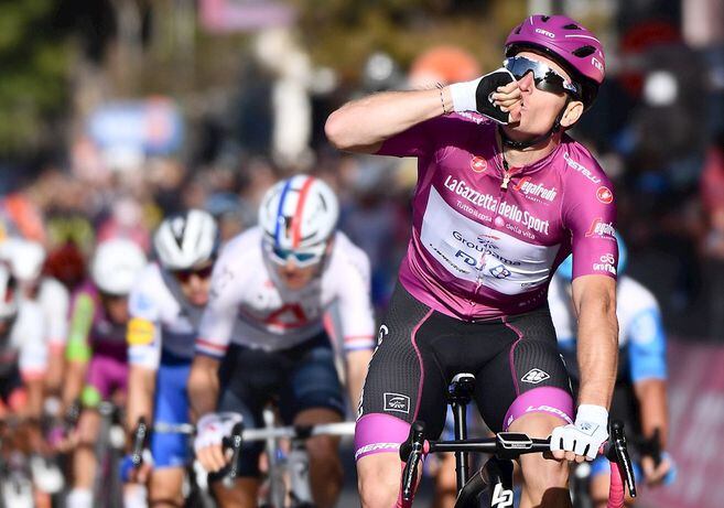 Etapa 11 Giro de Italia 2020: Arnaud Démare consiguió su cuarta victoria en la carrera | EL ...