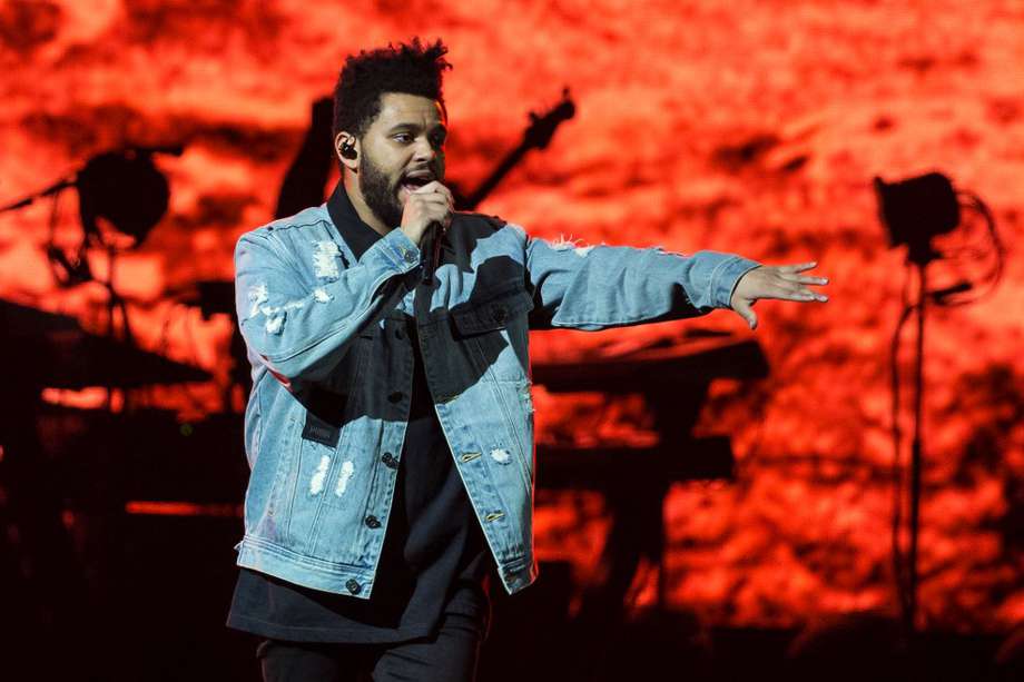 The Weeknd en un concierto del la gira "Starboy: Legend of the Fall".