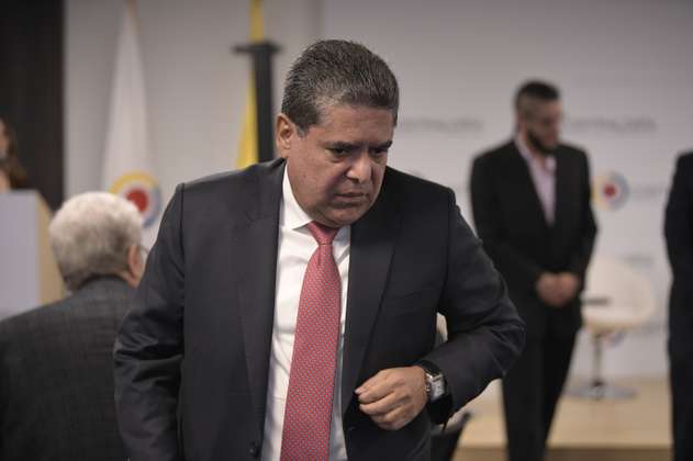 Corte Constitucional confirma la salida de Carlos Hernán Rodríguez como contralor