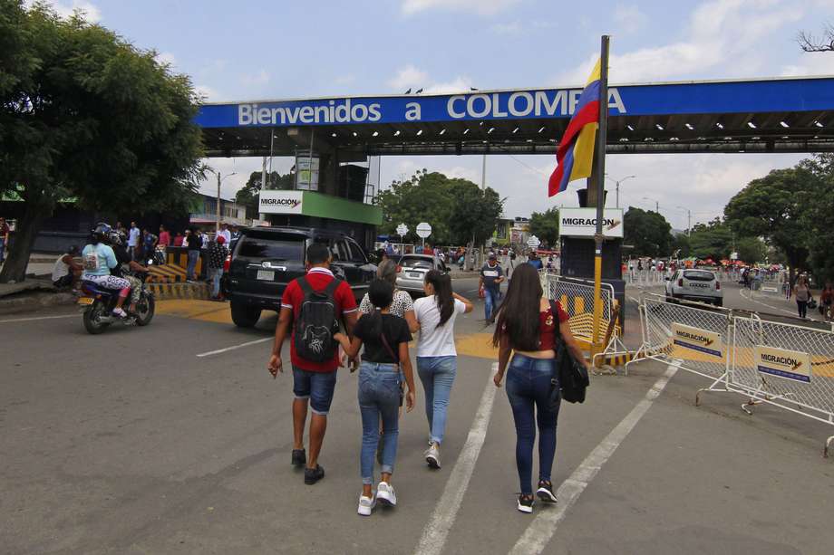 Entrada a Colombia desde Venezuela por el puente Simón Bolivar. EFE/ Mario Caicedo
