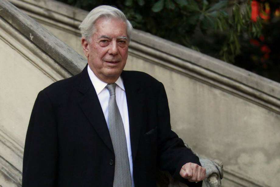 Vargas Llosa critica ataques contra la identidad personal en Internet 