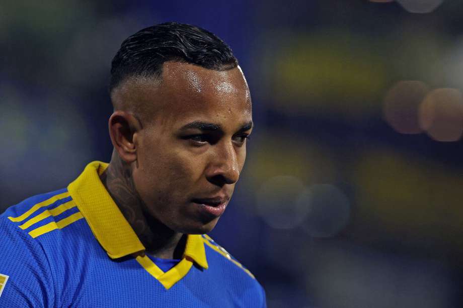 Sebastián Villa, a pesar de las denuncias, nunca fue desvinculado de Boca Juniors y siguió jugando con el equipo.