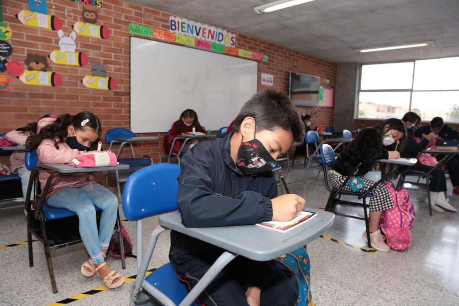 Veeduría Distrital da recomendaciones al Distrito para retorno a clase en Bogotá