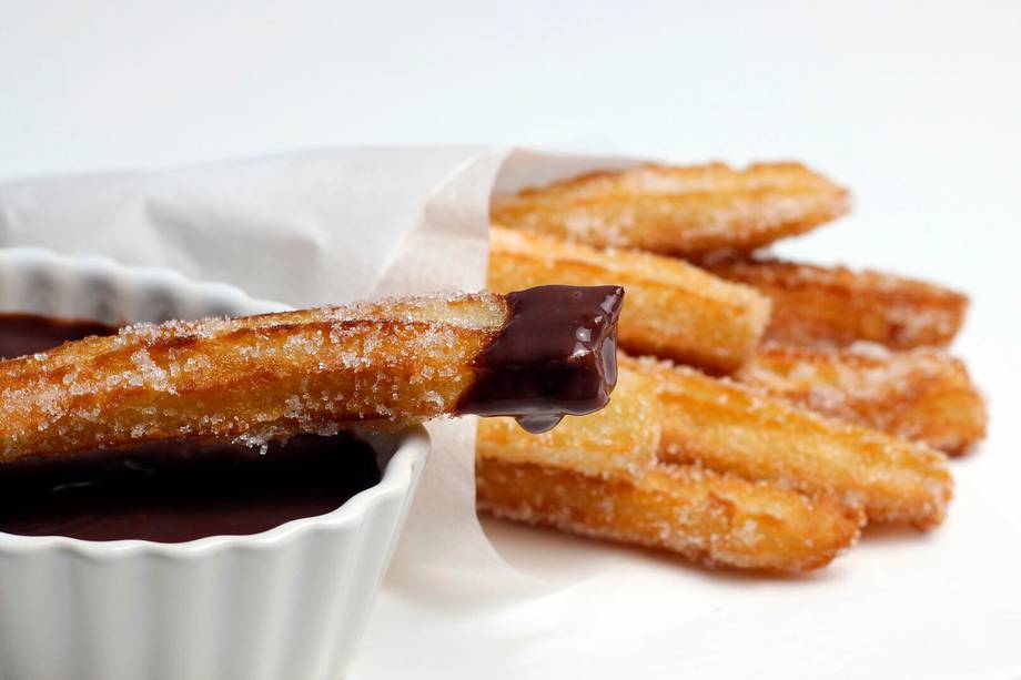 Churros preparación en casa con familia