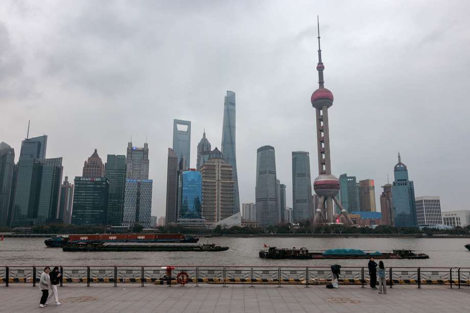 Panorámica del centro financiero de Shanghái, China. 
