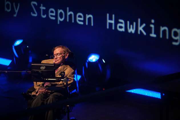 Inscripción a funeral de Stephen Hawking, abierta para personas del futuro