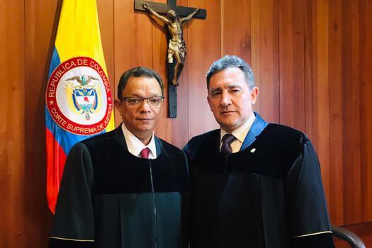El nuevo presidente de la Corte Suprema, Álvaro García (der.), y el vicepresidente, Jorge Luis Quiroz. / Corte Suprema de Justicia
