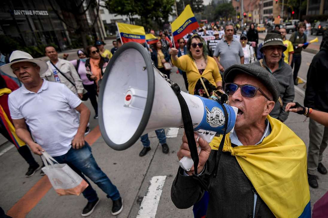De acuerdo con la Secretaría de Gobierno, serían alrededor de 20.000 personas las que salieron a manifestarse este 8 de febrero en Bogotá.