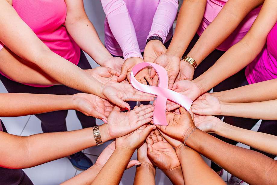 Imagen de referencia. Los países que lograron mejorar sus tasas de supervivencia entre 1990 y 2020 diagnosticaron al menos el 60 % de los casos de cáncer de mama invasivos en etapas iniciales. 